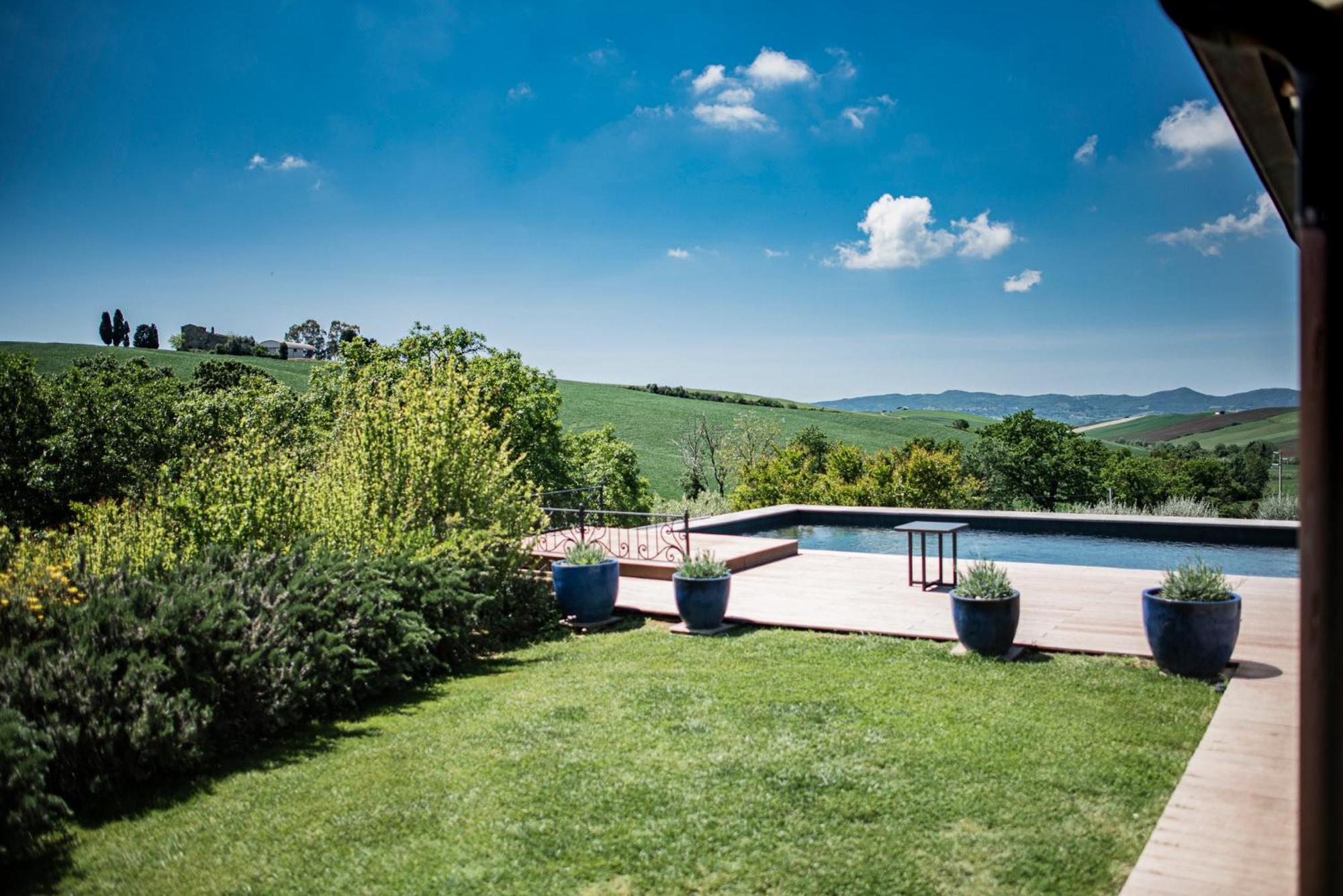Agriturismo Podere Il Fornacino Santa Luce Exterior photo